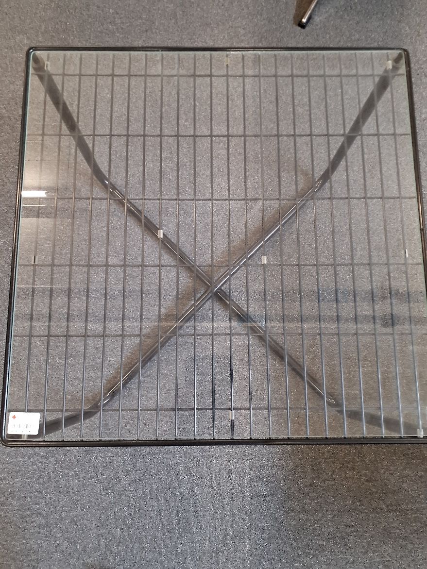 Sofabord i glas og metal